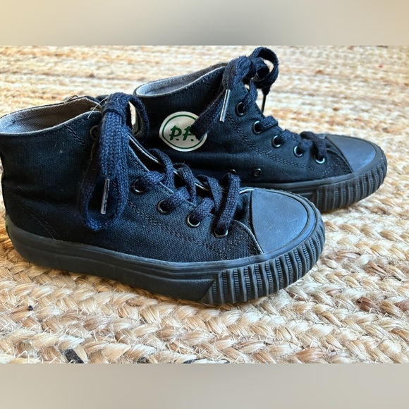 P.F. Flyers Other - PF Flyers Boys Size 1 Center Hi 1993 Black Sandlot High Top Shoes